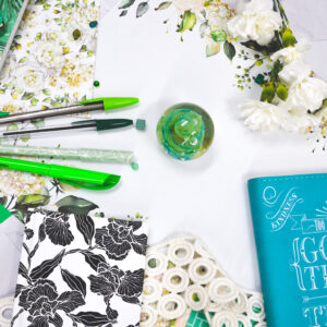 .jpg June 28, 2021 1,002 KB 2560 by 2560 pixels Original image: Square-White-scattered-papers-withe-aqua-notebook-green-