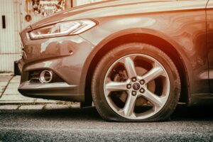 car with flat tire