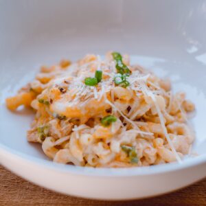 bowl of mac and cheese side dish for dinner