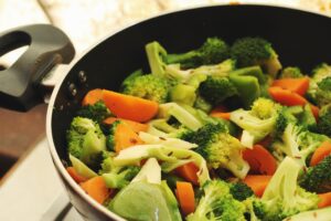 cooked broccoli and vegetables